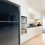 2Br 3Br Luxury Apartment Sky Pool