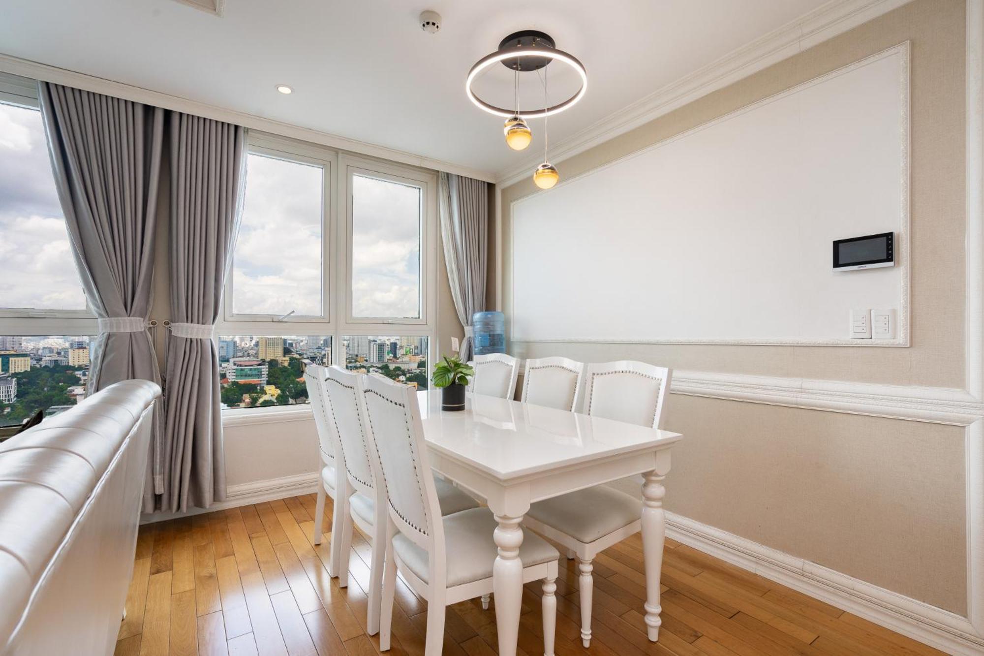 2br 3br Luxury Sky Pool Appartement *