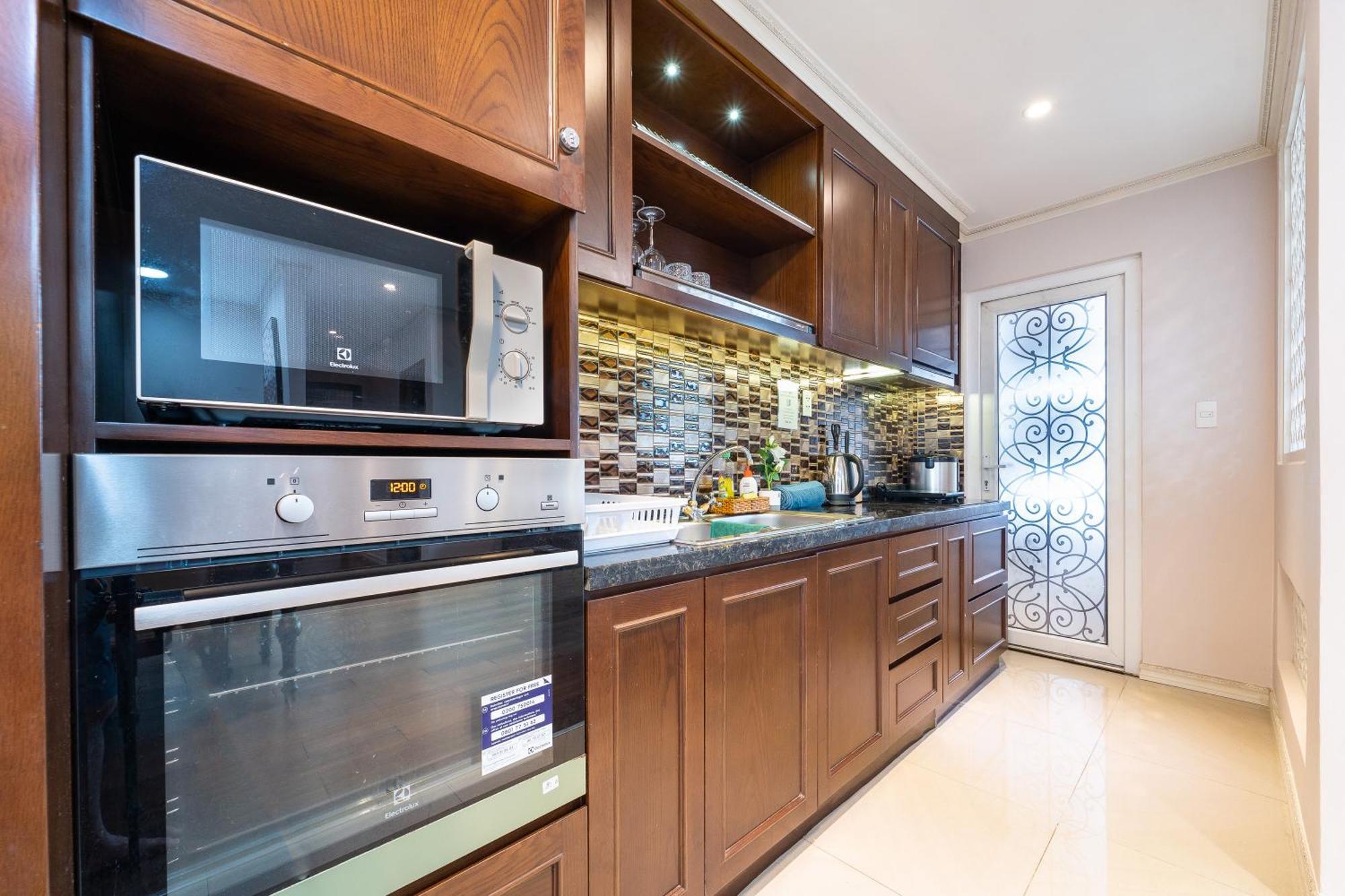 2br 3br Luxury Sky Pool Appartement *
